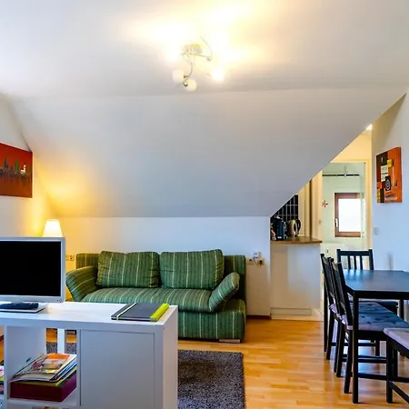 Stayin Near Stuttgart Apartment Steinenbronn